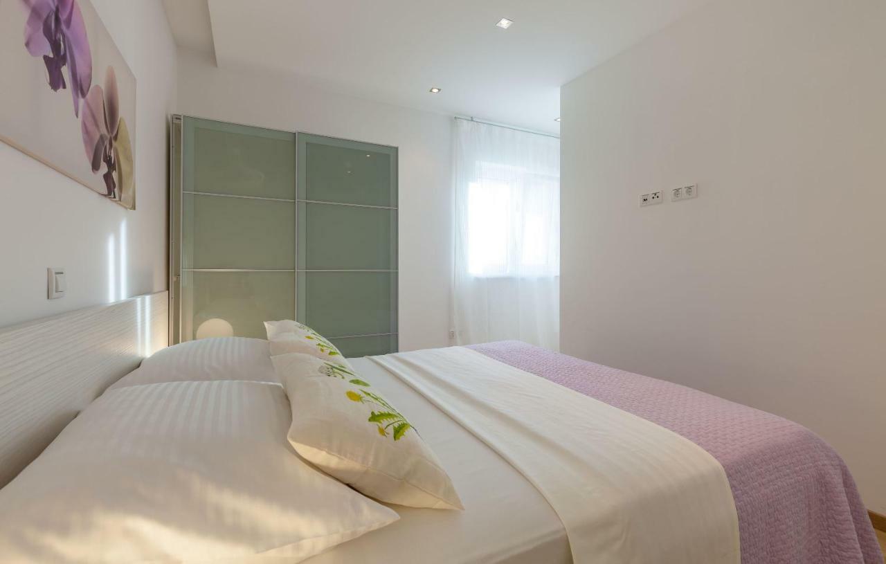 Olive Tree Apartments Podstrana Cameră foto